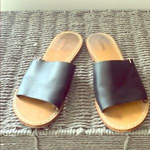 Soludos Black Leather Slip on Sandal